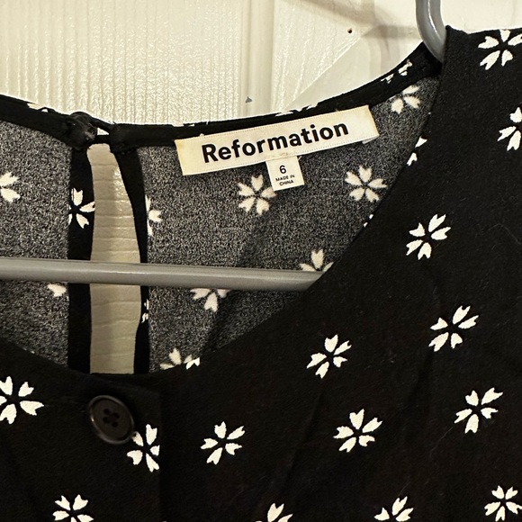 Reformation FAUNA DRESS. Size 6. - Picture 6 of 9